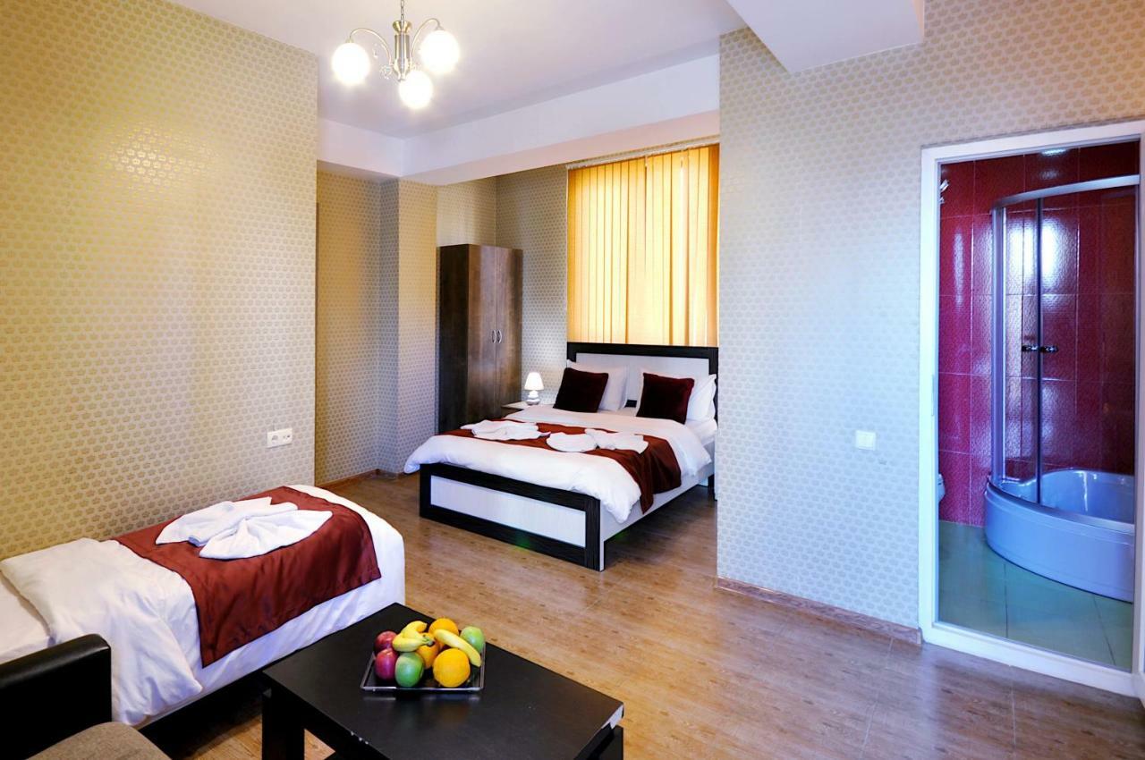 Hotel Kavela Tbilisi Ngoại thất bức ảnh